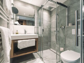 Hotel_Olympia_Bad_01_006