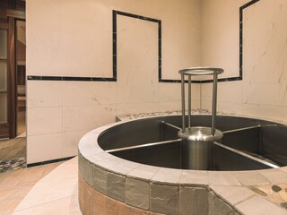 Hotel_Olympia_Kneippbecken_002