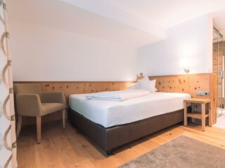 Hotel_Olympia_Zimmer_01_003