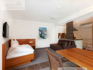 IMG_7098 schlafsofa Essbereich_WZ