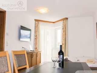 4er Apartment Wohnzimmer_WZ