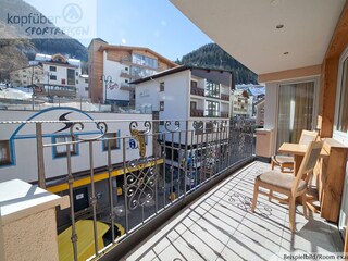 6er Apartment Balkon_WZ