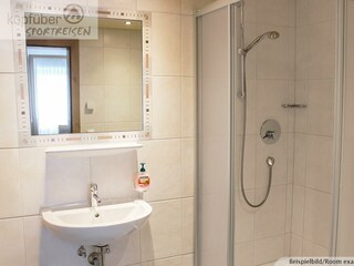 7er Apartment Badezimmer_WZ