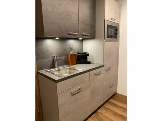 4A4CEA9F-17C8-41EA-80E6-24A256C69224