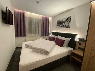 F3DEB530-26FC-4A38-9375-34E92FB09634