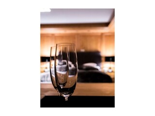 madlein-ischgl-sekt