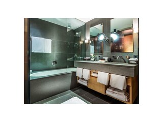 badezimmer-modern-stilvoll 3