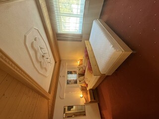 Schlafzimmer1