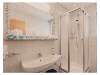 201-Dreibettzimmer DeLuxe (4)