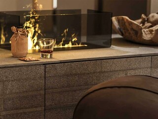 Lounge mit Kamin