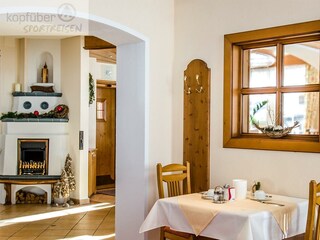 Frühstücksraum 12 WZ