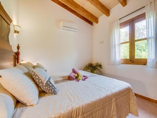 Villa Biniamar Features 21