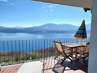 Appartement Oggebbio Buitenaudio-opname 4