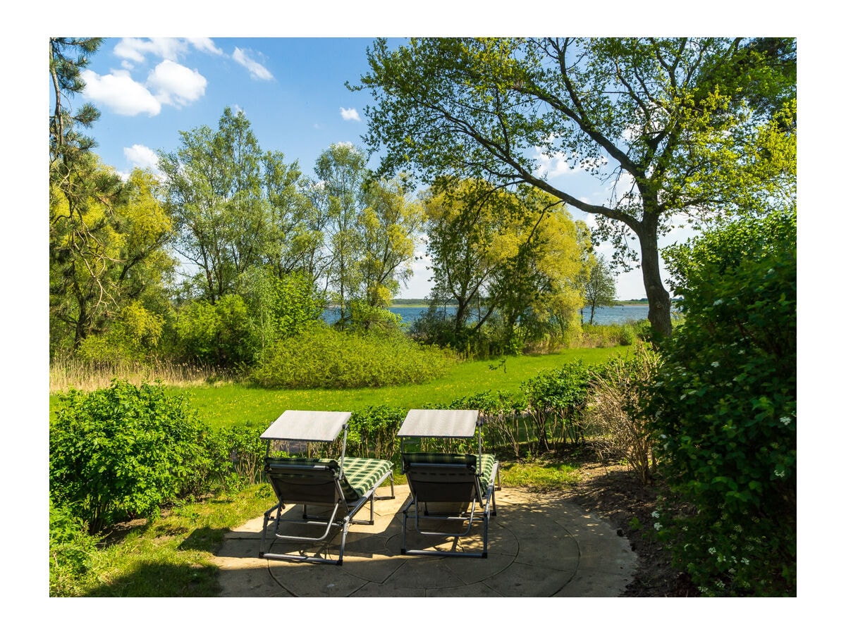 Sonnenliegen mit Müritzblick