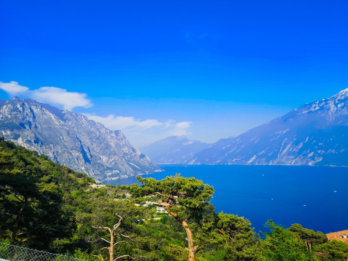 Autofahrt nach Limone mit wunderschönem Ausblick