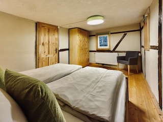 Schlafzimmer im OG