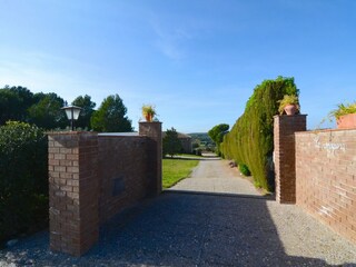 Villa Colomers Features 16