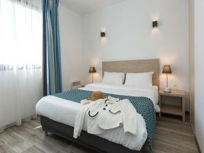 Holiday park Modern apartment in coastal town La Rochelle - La Rochelle - image1