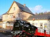 Außenansicht Bahnhof - Ferienwohnung im1. Stock