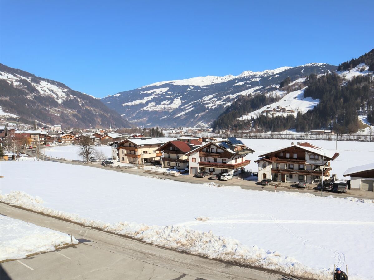 Blick nach Zell am Ziller