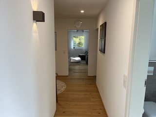 Blick vom Schlafzimmer Richtung Wohnbereich