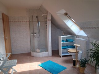 Bad mit Dusche