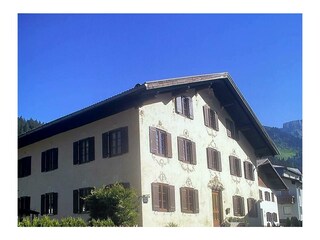 Sommerfoto vom Haus