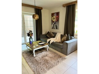 Wohnzimmer / Foto vom 30.06.25