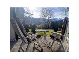 Terrasse mit Blick auf die Alpspitze