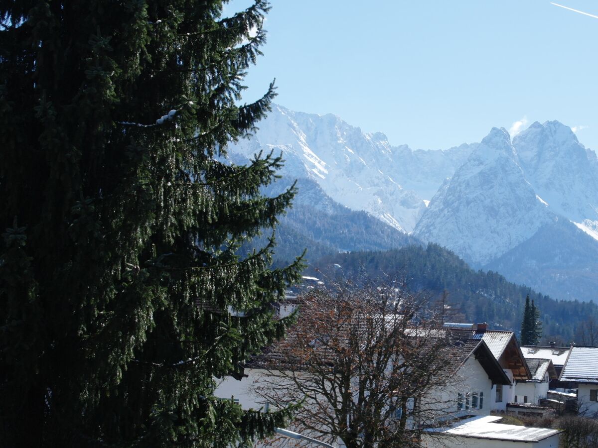 Blick auf das Wettersteingebirge