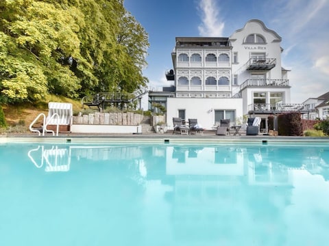 Ferienwohnung Bernstein in der Villa Rex Sellin