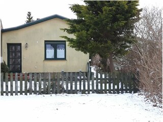 Boddenwohnung bei Schnee, was nur selten passiert
