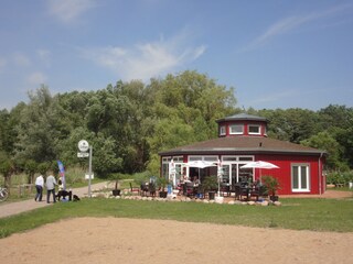 Gastronomie am Strand nur ca. 200m entfernt