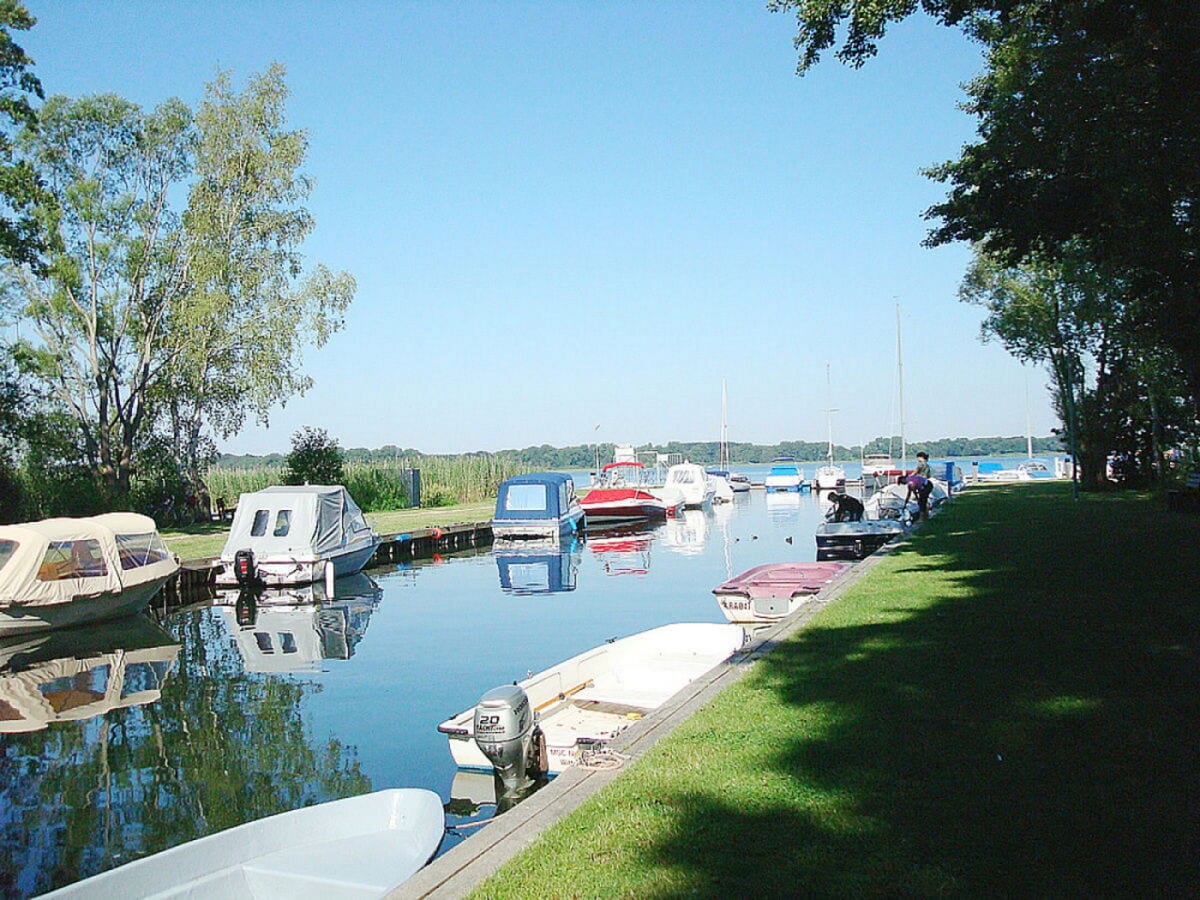 Blick in den Hafen von Zislow nur ca. 600m entfernt