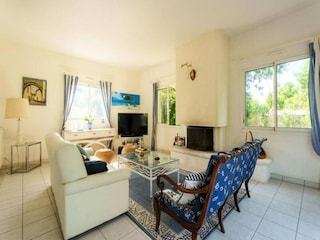 Apartment Crach  2