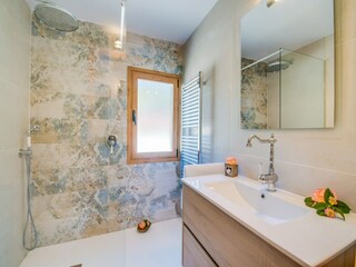 Holiday house Cala Mesquida Features 29