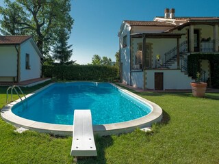 Appartement Serrapetrona Buitenaudio-opname 1