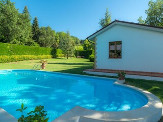 Appartement Serrapetrona Buitenaudio-opname 8