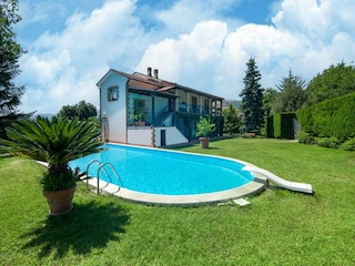 Appartement Serrapetrona Buitenaudio-opname 5