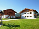 Unser Gästehaus im Sommer