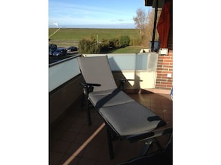Balkon mit Liege