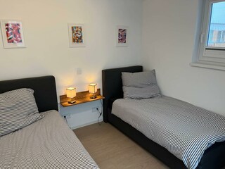 df1eee5a-2669-4619-85e4-40f50dd36dc2