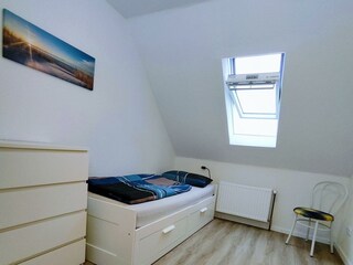 Kleines Schlafzimmer 2