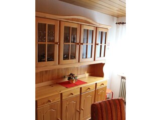 Schrank im Wohnbereich_Laddach