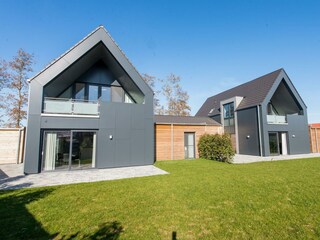 Gartenansicht Ferienanlage Hoddersdiek 1