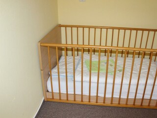 Babybett im Zweibettzimmer_Müller