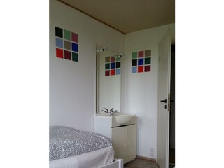 Zweibettzimmer1 mit Waschgelegenheit_Bergmann OG