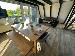 Essplatz und Sofaecke