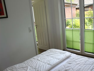 Ausgang vom Schlafzimmer auf die Terrasse