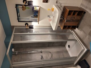 2. Bad, 1.OG, NEU Januar 2023